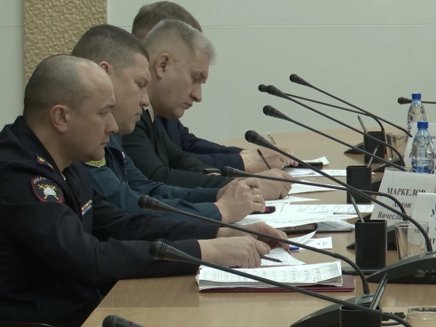 ​В Забайкалье прошло заседание оперативного штаба по вопросам помощи и проведения расследования инцидента на трассе Чита-Забайкальск