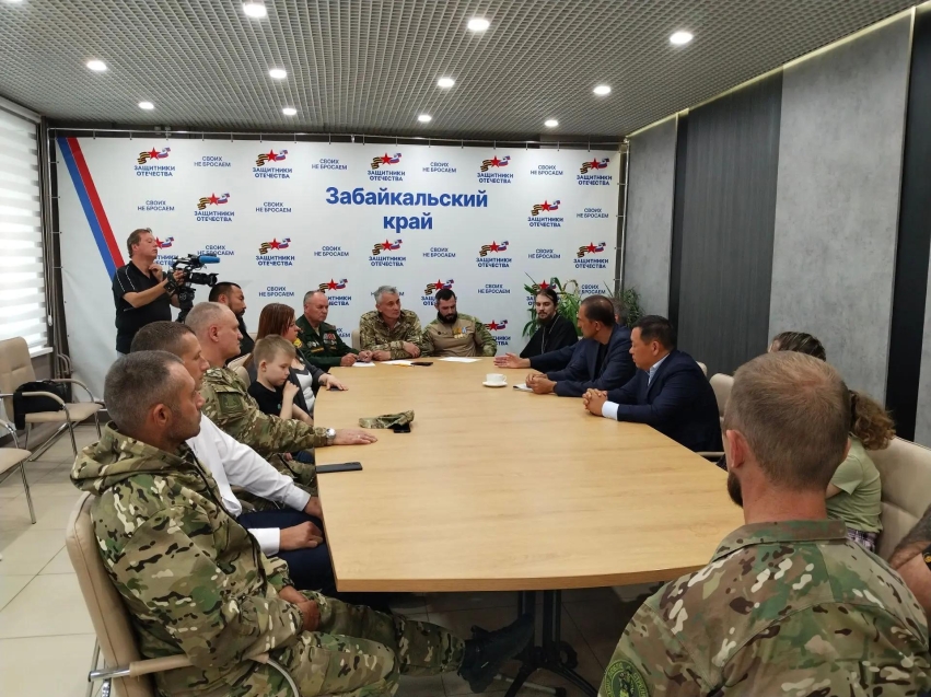 Ветераны СВО рассказали участникам автомобильного крестного хода об уникальной мере поддержки, реализованной в Забайкалье