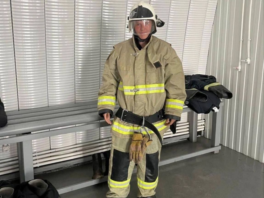 ​Российская актриса и телеведущая рассказала о 14-летнем пожарном Данииле Сычеве из села Смоленка Забайкальского края