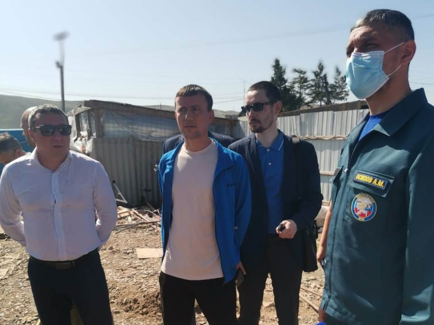 Александр Осипов проверил строительство яслей в Чернышевском районе