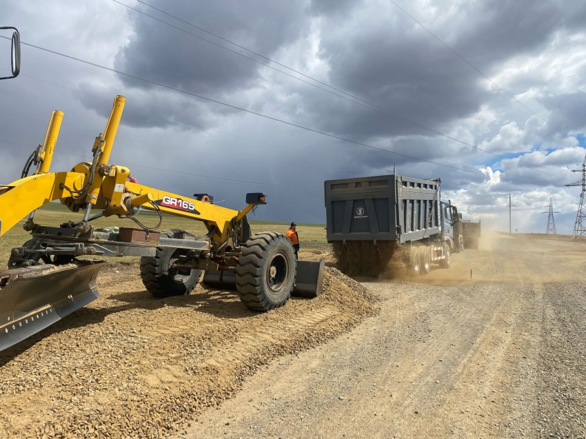 ​На строительстве дороги к грузовому терминалу МАПП «Забайкальск» завершают возведение земляного полотна