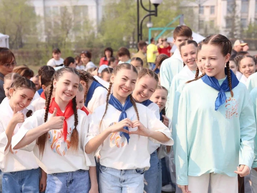 ​На главной площади Читы неделю будут выступать блогеры, духовые оркестры и спортсмены