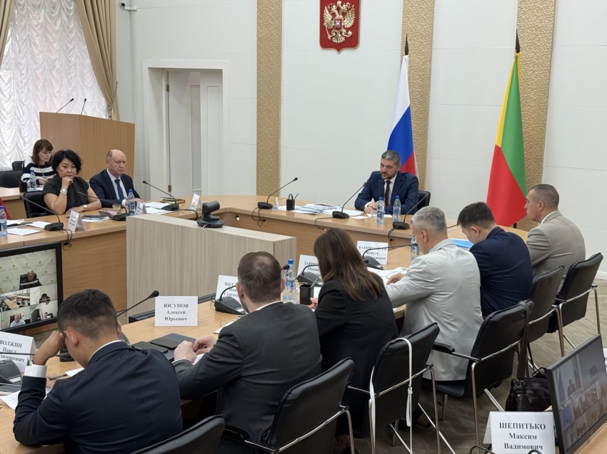 ​Павел Волжин: Прогнозы Росгидромета не сбылись, вода в населенные пункты пришла быстрее