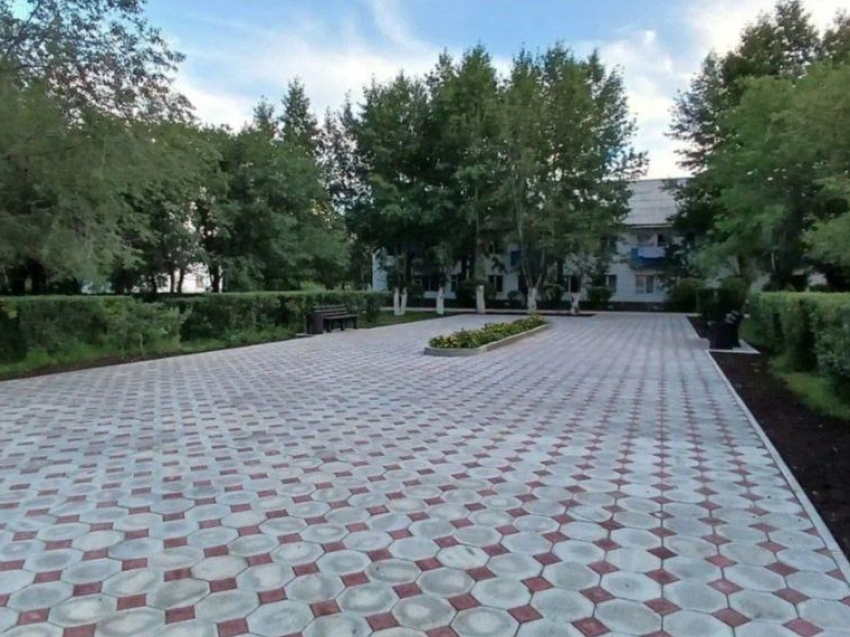 Благодаря нацпроекту в Приаргунске обустроили площадь, а в Оловянной - детскую и спортивную площадки