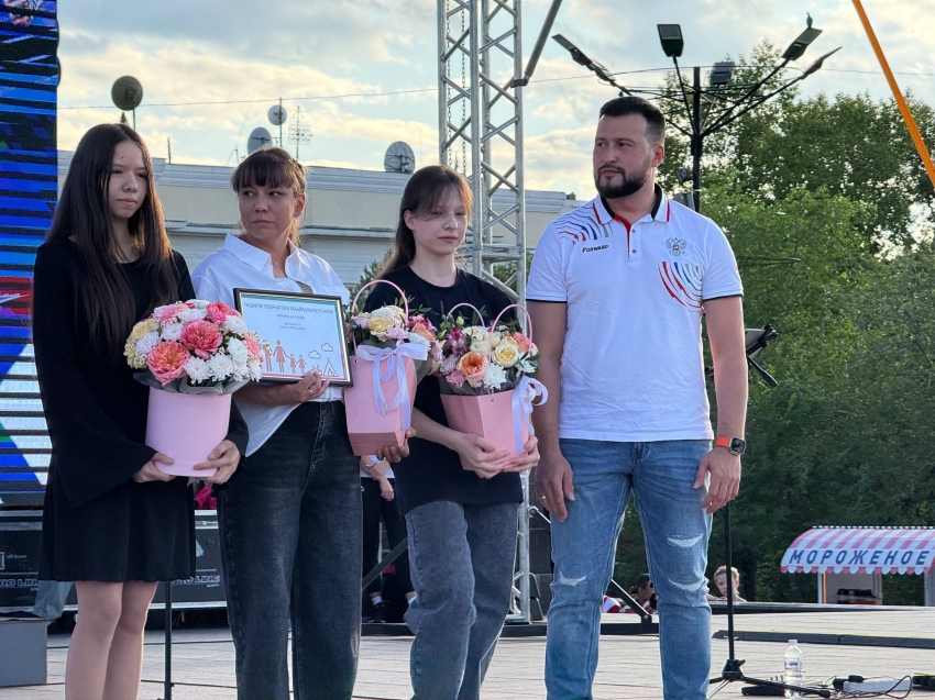 Спортивная семья Федосовых из Читы получила подарок от губернатора Забайкалья