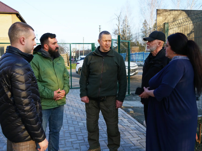 Юрий Трутнев проверил ход восстановительных работ на подшефных Дальнему Востоку территориях ДНР