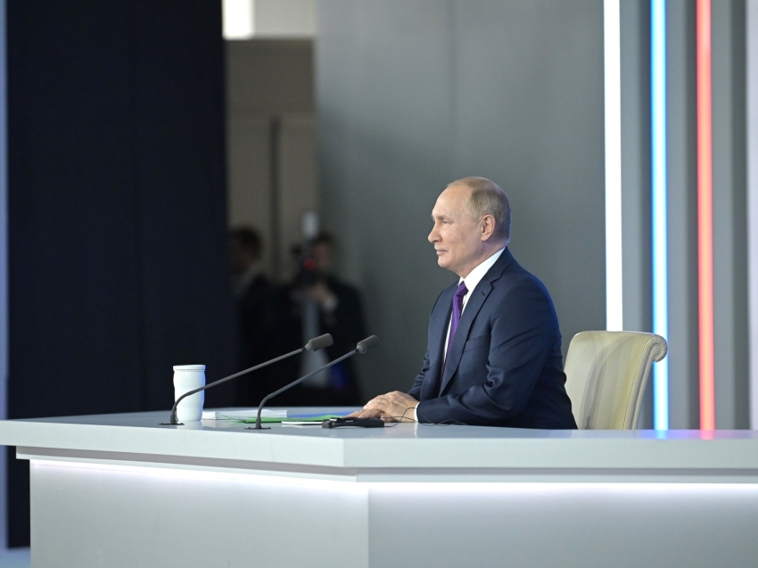 Владимир Путин: Бюджет России социально направленный и нацелен на развитие