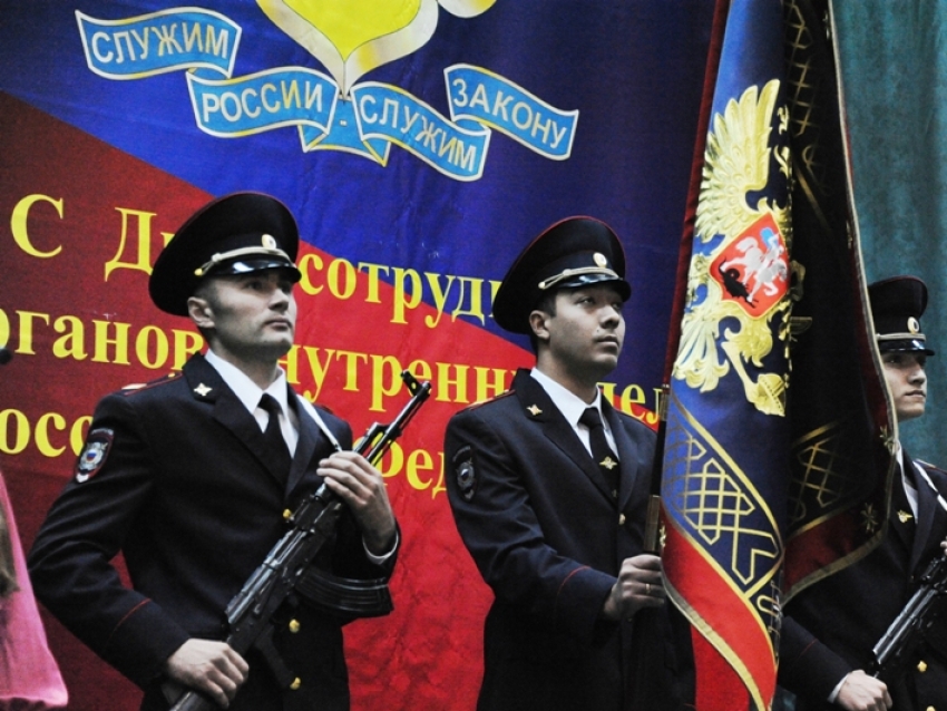Александр Осипов поздравил ветеранов и сотрудников органов внутренних дел Забайкалья с Днем российской полиции   