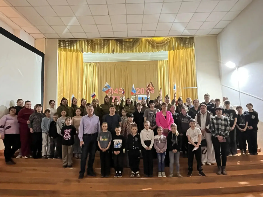 ​В Петровск-Забайкальском округе благодаря концертам собрали более 240 тысяч рублей для бойцов СВО