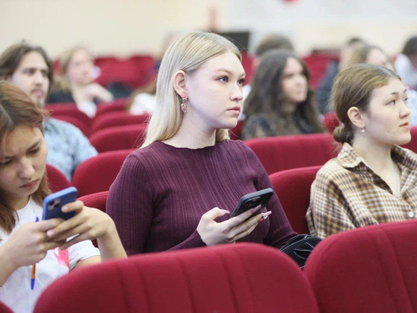 ​В день защиты детей напоминаем о защите ребенка от небезопасной информации в Интернете