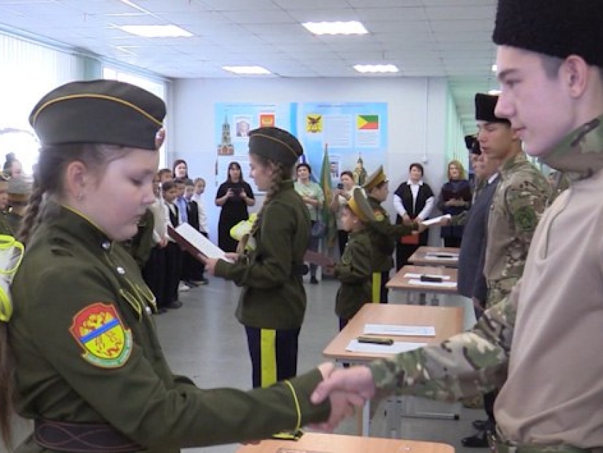 В Приаргунской средней школе открылся казачий кадетский класс