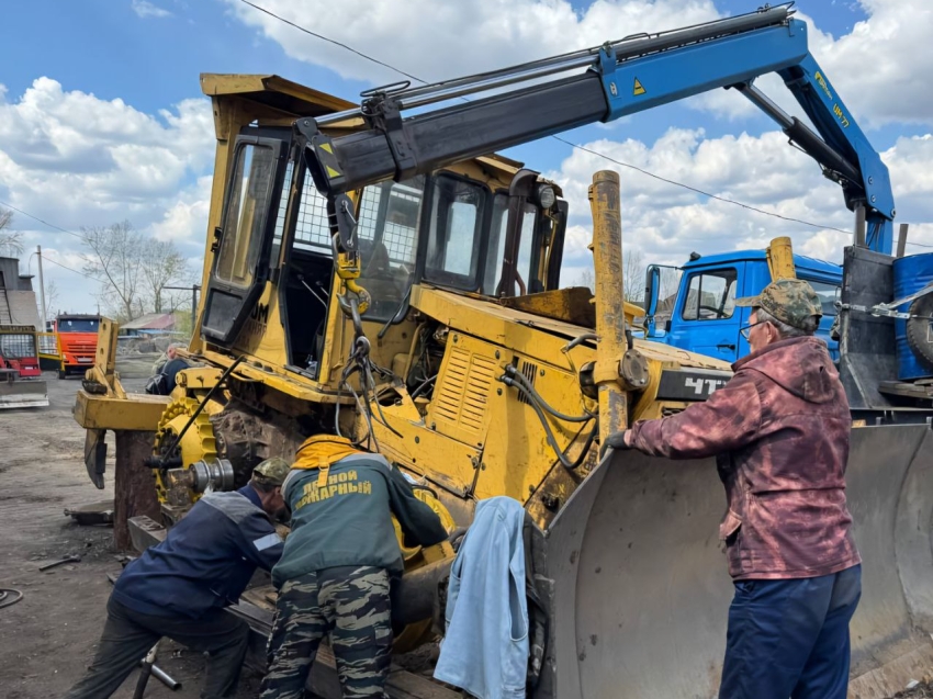 ​Забайкалью нужны бульдозеристы для борьбы с лесными пожарами 
