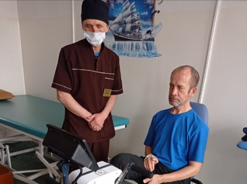 Новый прибор для реабилитации пациентов после инсульта поступил в Борзинскую ЦРБ