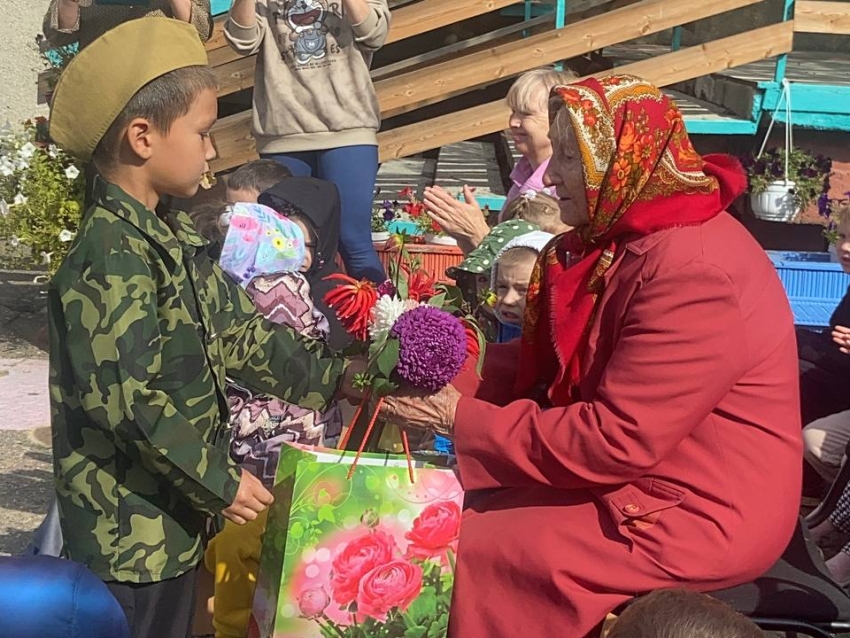 Более 19 тысяч дошкольников приняли участие в краевом «Параде Победы» в Чите 