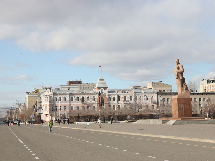 Александр Осипов поручил привести в порядок улицы Читы к 25 апреля