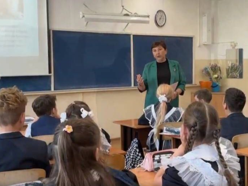 ​Школа №11 города Читы стала призером Всероссийского конкурса по кинопедагогике «Лента памяти – 2025»