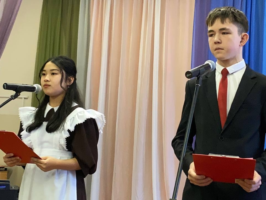 ​В школах Читы началась декада единых действий, посвященная годовщине снятия блокады Ленинграда