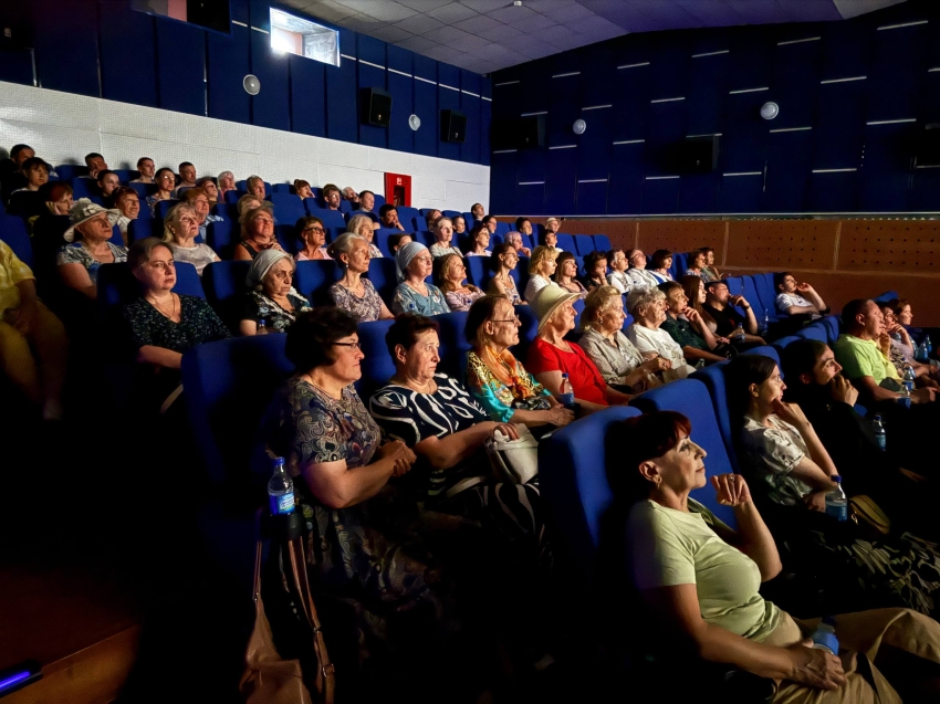 ​Полный зал кинотеатра собрал показ документального фильма «Мумия» телеканала «Спас» в Чите