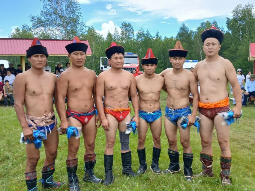 ​Более двухсот спортсменов поборолись за Большой приз Алханая в Забайкалье