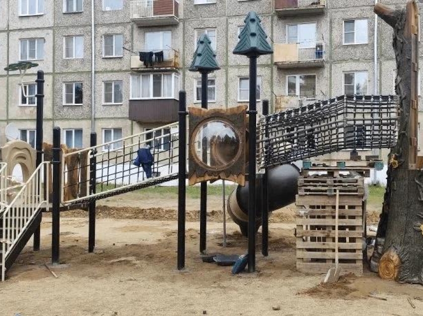 ​В поселке Новокручининском Забайкалья появится двор по мотивам поэмы Александра Пушкина: здесь устанавливают «Лукоморье»
