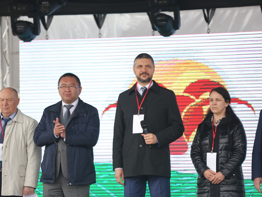 Александр Осипов поприветствовал гостей Сибирско-Дальневосточной выставки овец и коз в Чите
