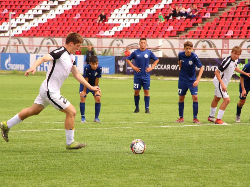 ​Футболиста из Читы вызвали в сборную России