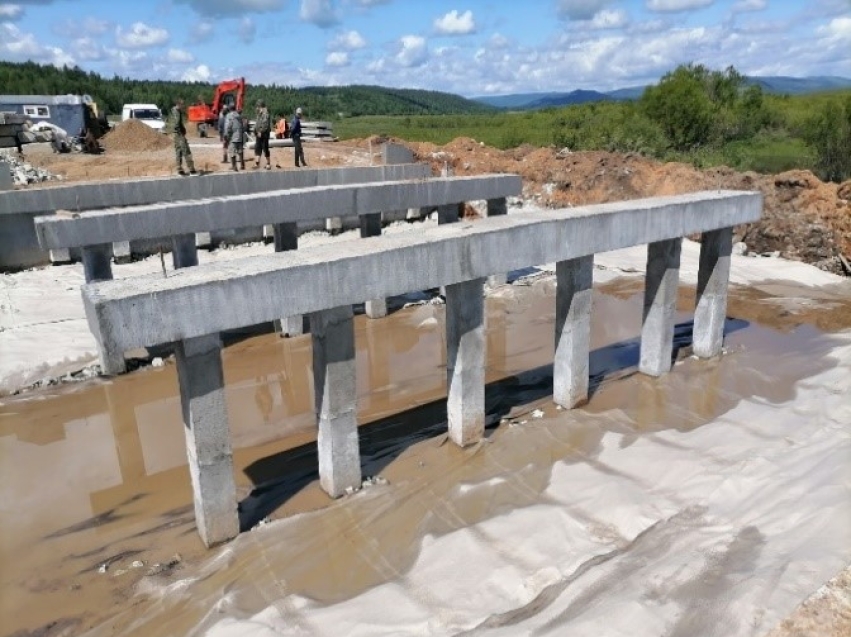 В Читинском районе Забайкалья по дорожному нацпроекту ведётся ремонт двух мостов