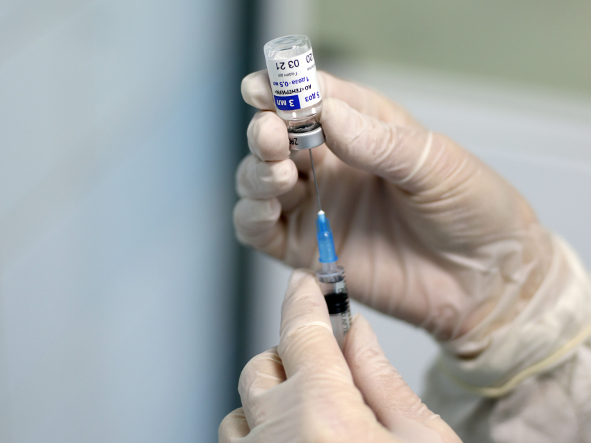 ​Более тысячи детей в Zабайкалье получили первый компонент вакцины от COVID-19