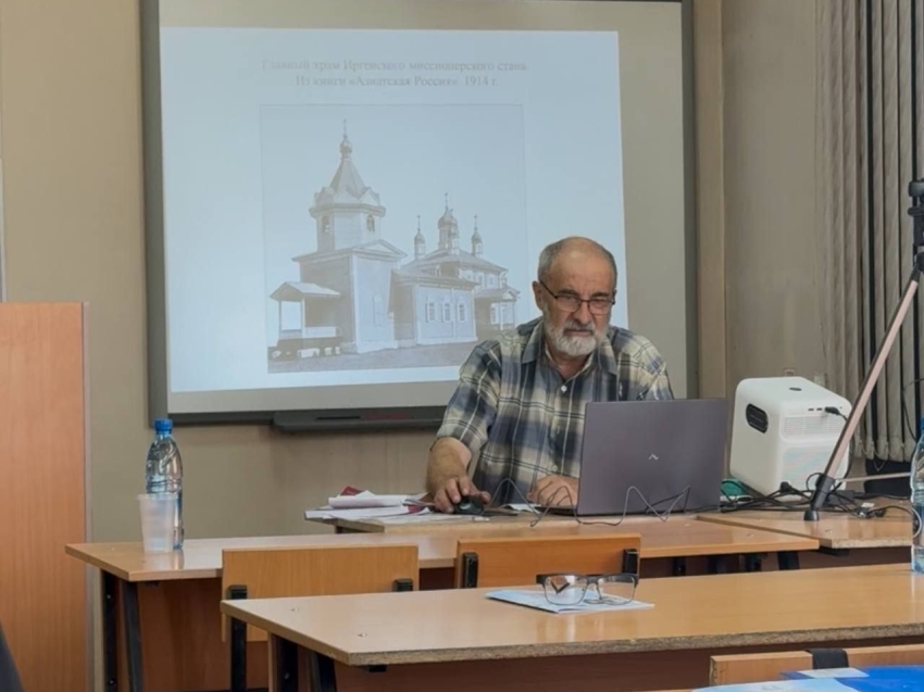 Эксперты православного форума: Важную роль в формировании моральных ценностей и духовных ориентиров у людей играет церковь 