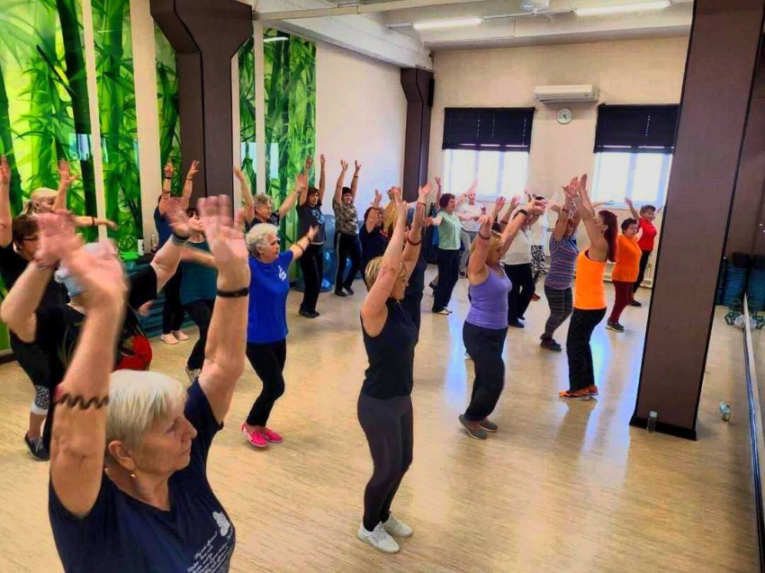 ​Для поддержания качества жизни пенсионерам Читы предоставляется возможность бесплатно заниматься фитнесом