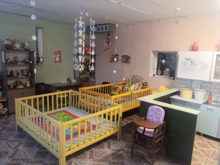 Замминистра здравоохранения проверил работу дома ребенка в Атамановке