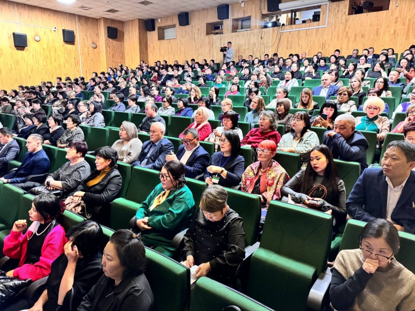 Господдержка помогает Агинскому Бурятскому округу сохранять родной язык и национальную культуру — на это за год направлено 74 миллиона рублей