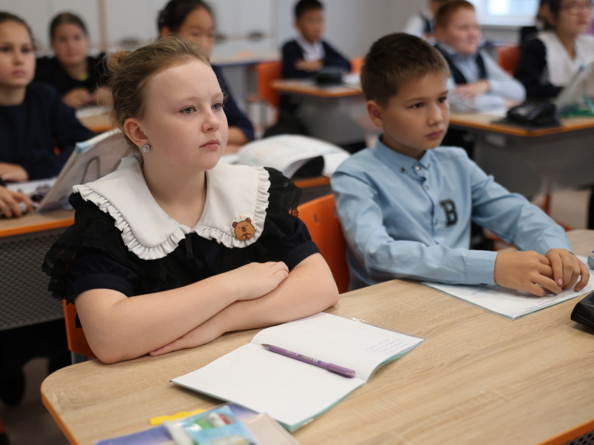 Юных забайкальцев приглашают на конкурс сочинений о русском языке и культуре