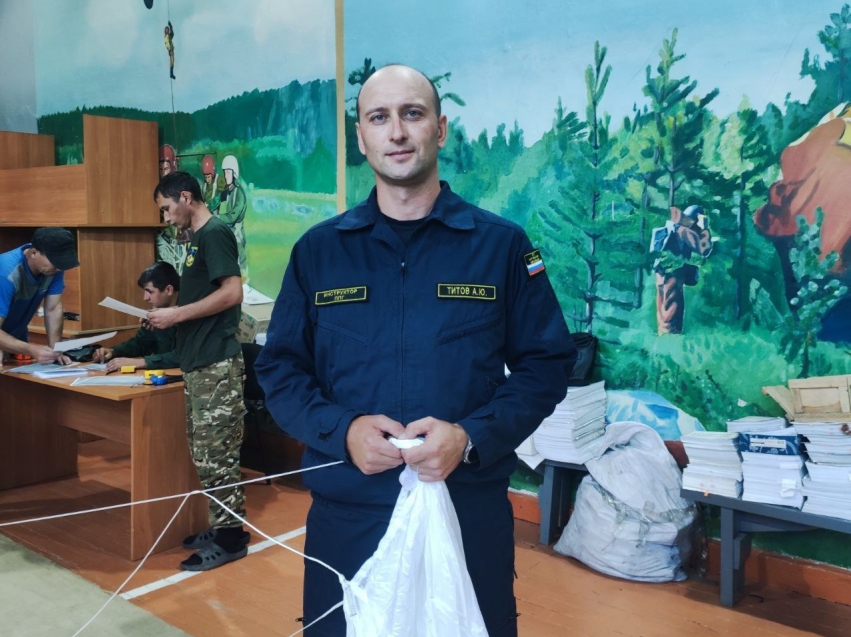 В Читинскую авиабазу поступили пять новых парашютных систем «Лесник-3»