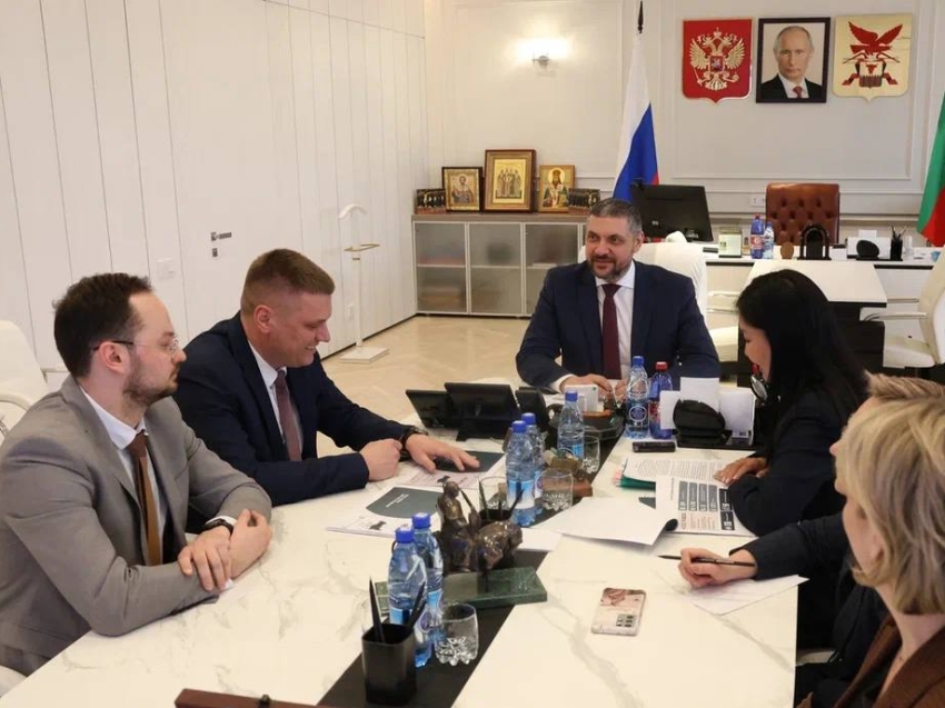 Новые инструменты развития Забайкалья обсудил Александр Осипов с директором ассоциации кластеров, технопарков и ОЭЗ России
