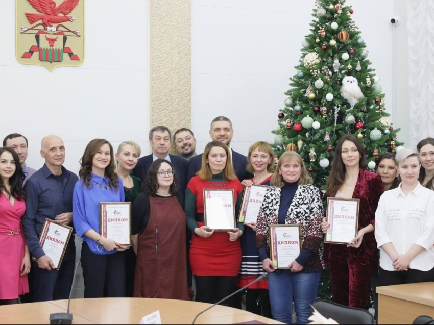 Губернатор Забайкалья поздравил журналистов с профессиональным  праздником