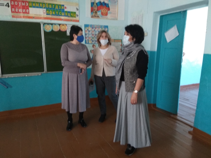 ​Аягма Ванчикова осмотрела школу в Ингоде, отремонтированную на средства дальневосточной субсидии