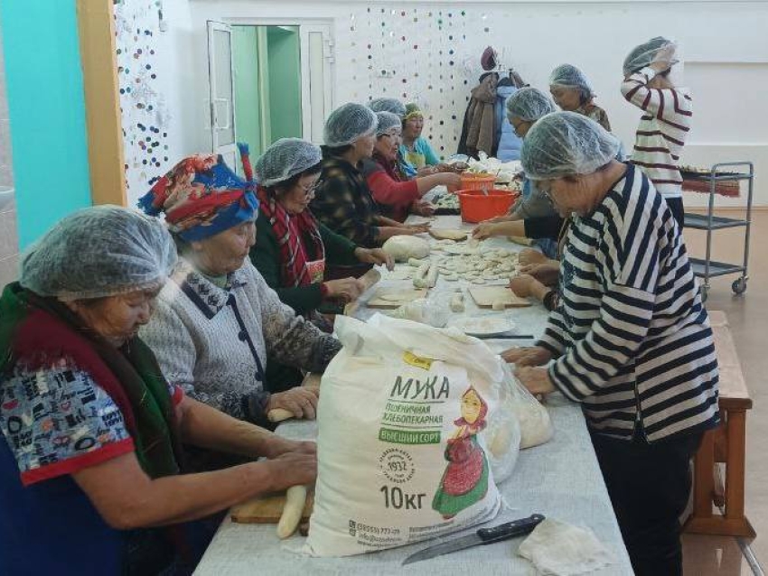 ​Благодаря акции «С теплом из Забайкалья» бойцам СВО уже собрали тонн гуманитарного груза