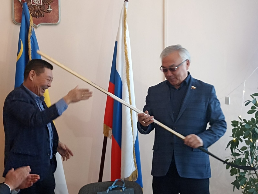 ​Сенатор Баир Жамсуев посетил учреждения социальной сферы Агинского района