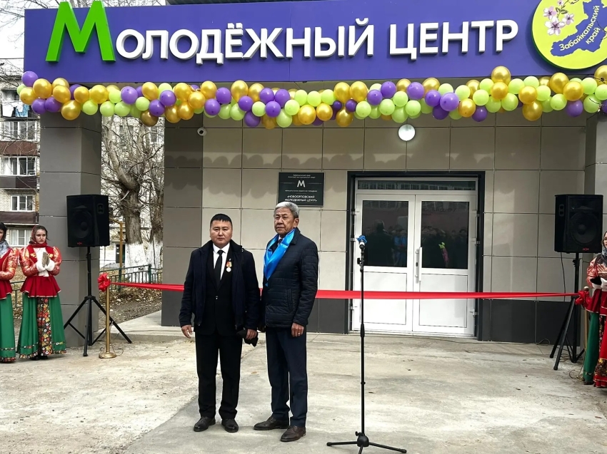  В Новоорловске открылся современный молодёжный центр