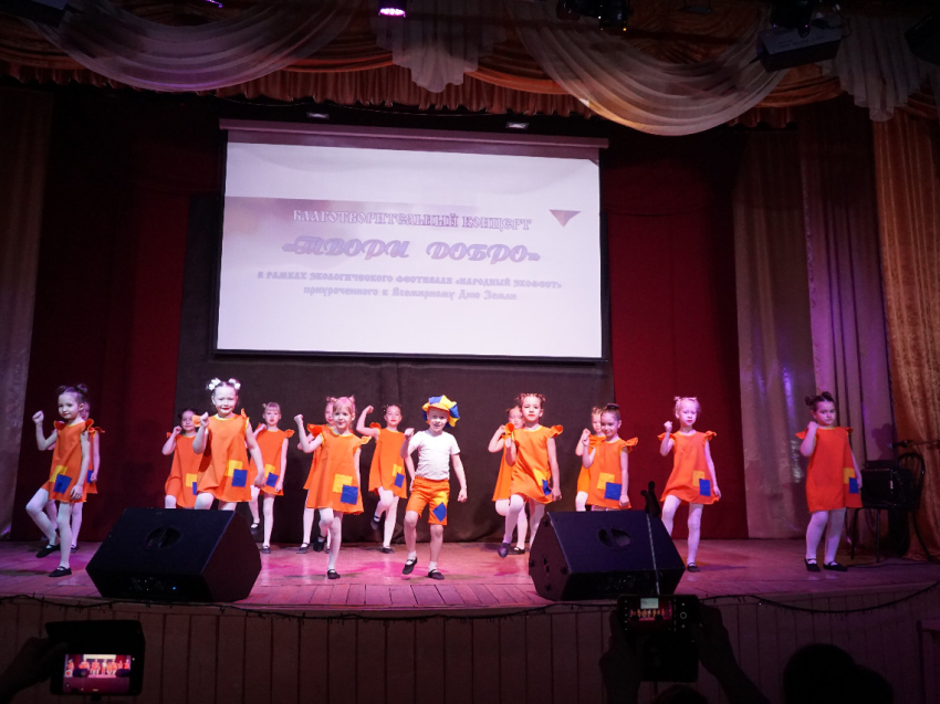 «Твори добро»: На благотворительном концерте в Шилкинском районе собрали средства на лечение тяжелобольных детей