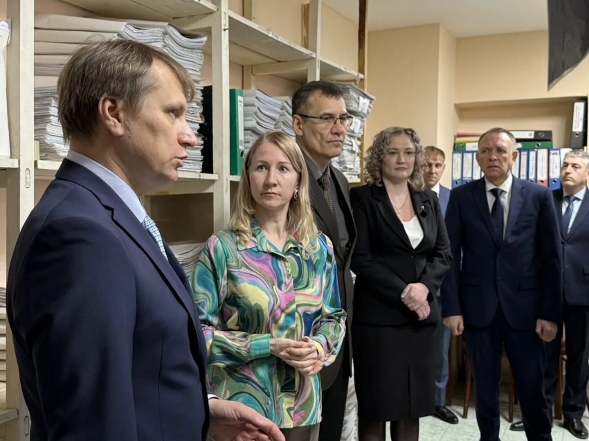 Добро пожаловать: руководители Департамента и судебной системы региона посетили обновленные судебные участки Центрального судебного района города Читы после планового косметического ремонта