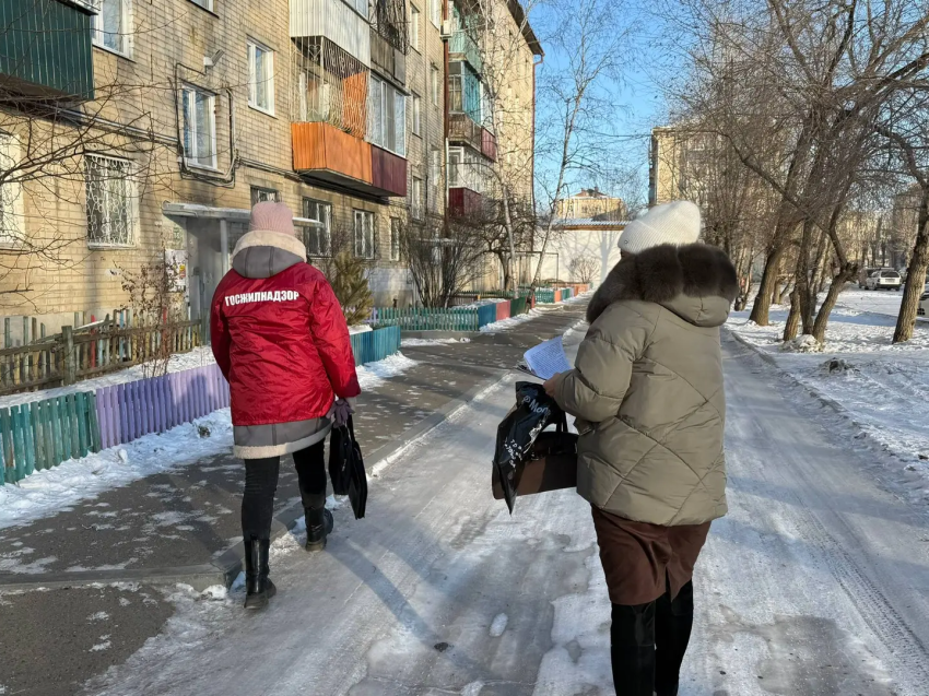 ​Госжилинспекция выявила нарушения уборки придомовых территорий в Чите