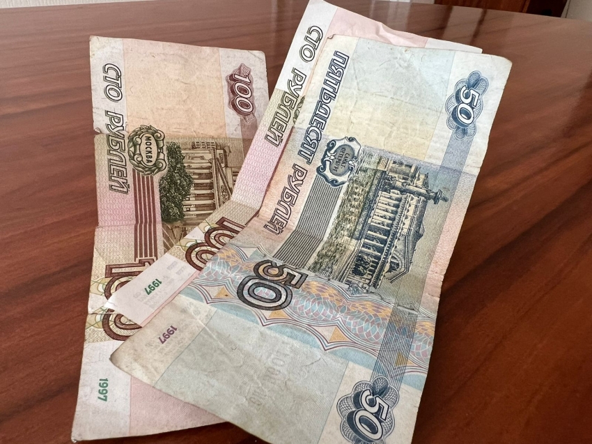 Ситуацию с ценами на бензин в стране исправит запрет на экспорт, а в Забайкалье – вмешательство УФАС