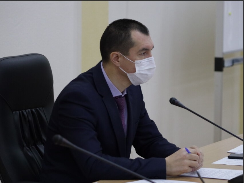 Андрей Кефер поручил Минздраву Забайкалья определить потребность в лекарствах против COVID-19