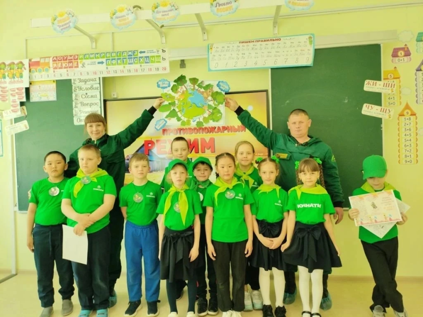 Юные натуралисты из школы в Забайкалье узнали о весеннем противопожарном периоде