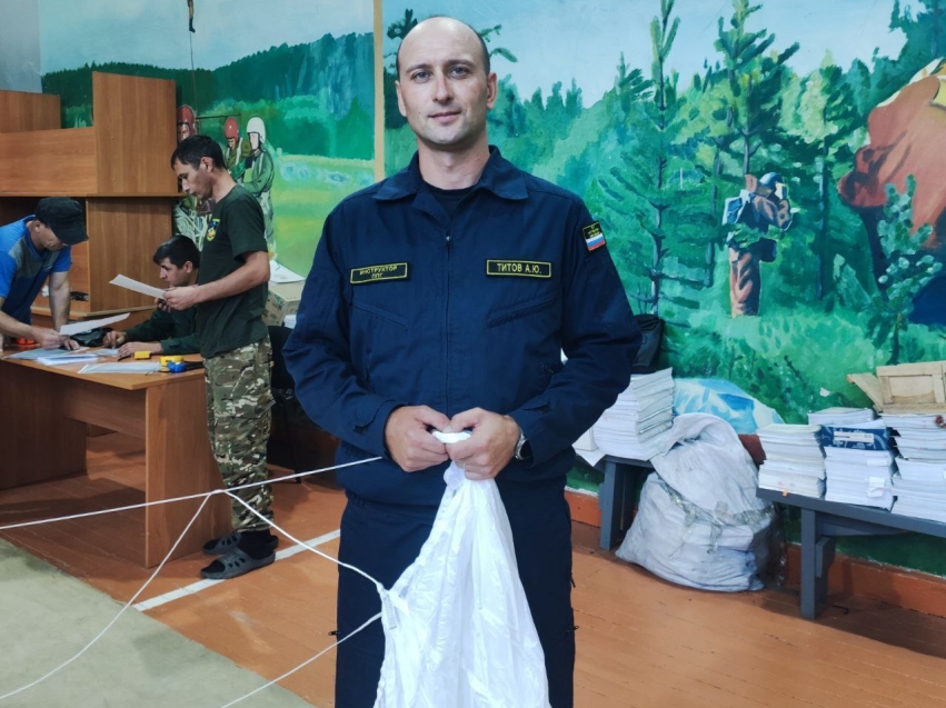 В Читинскую авиабазу поступили пять новых парашютных систем «Лесник-3»