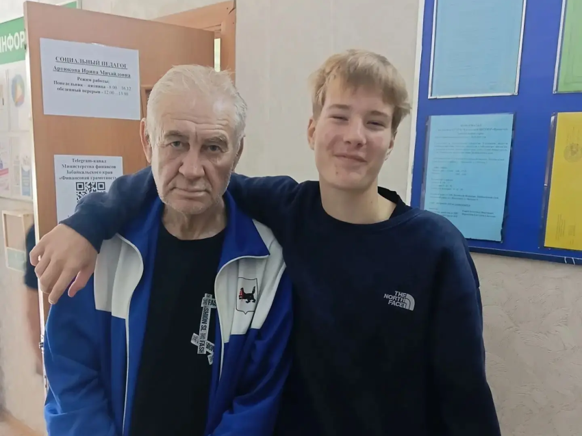 ​Специалисты Карымского центра «Прометей» оказали поддержку отцу и сыну в восстановлении семьи