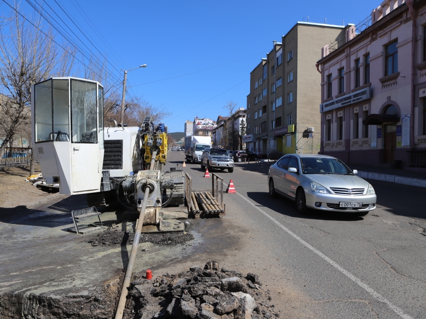 Перед стартом дорожных работ по нацпроекту в Чите начался ремонт коммунальных сетей