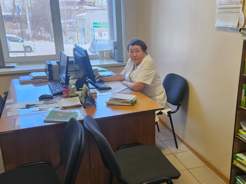 Гордость коллег и любовь пациентов: Как помощь сверстникам открыла мир медицины для забайкальского доктора 